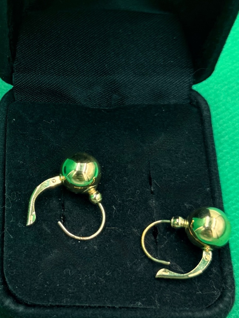 Vintage Yellow Gold Ball Hoop earrings